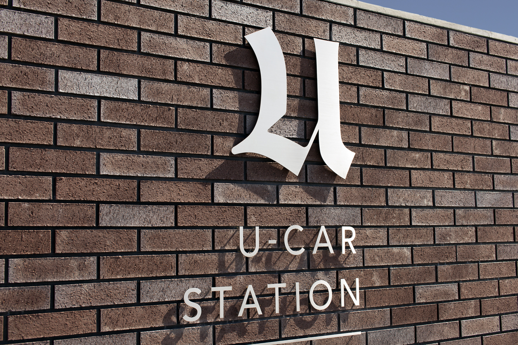 U-CAR STATION